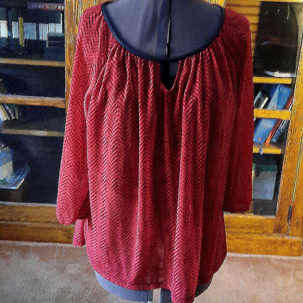 ❤APT. 9 Red and Black Leather Collar Blouse